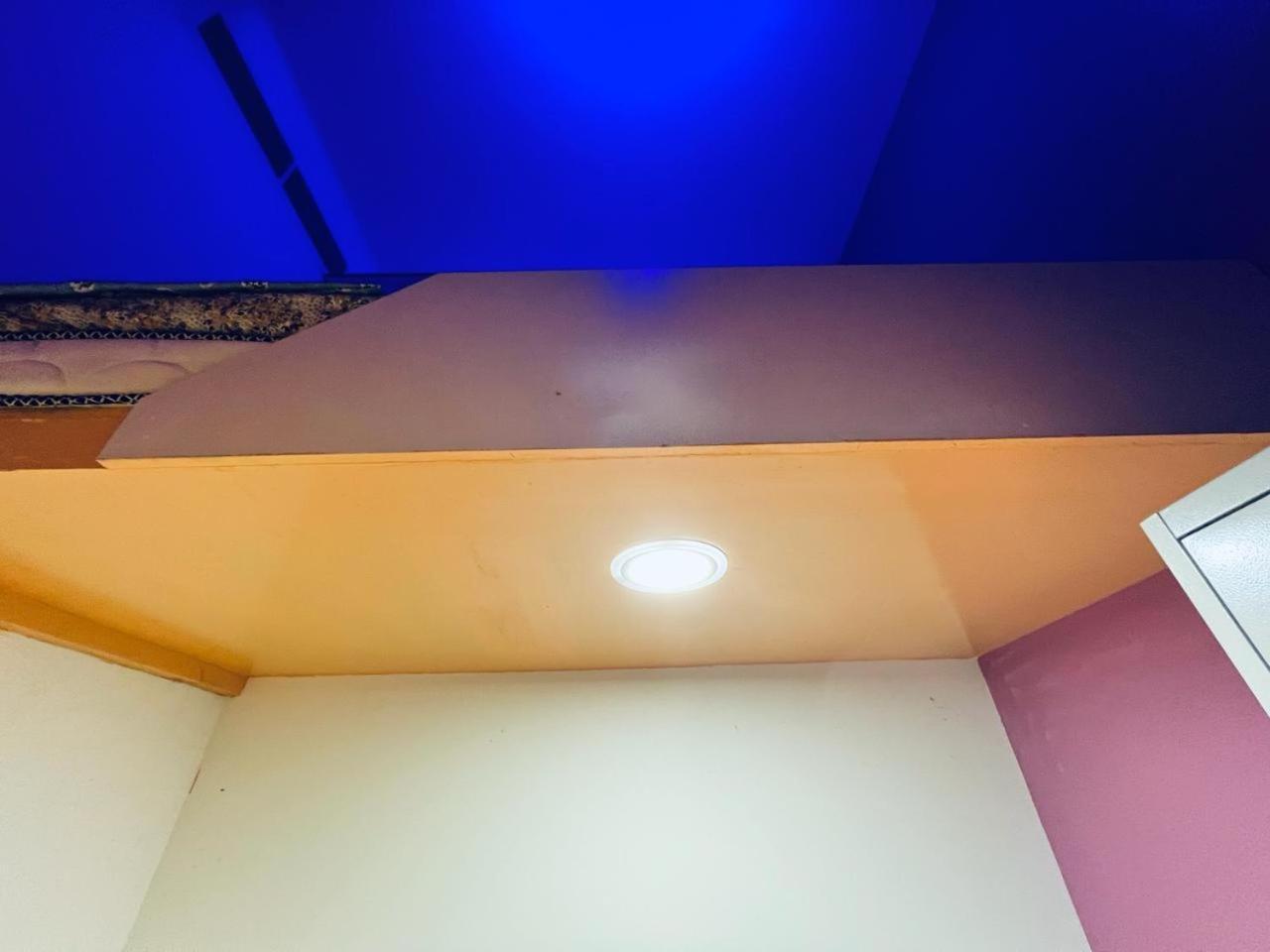 Moon Backpackers Burjman Exit 2, Family Partitions, Loft Partitions, Apartment ดูไบ ภายนอก รูปภาพ